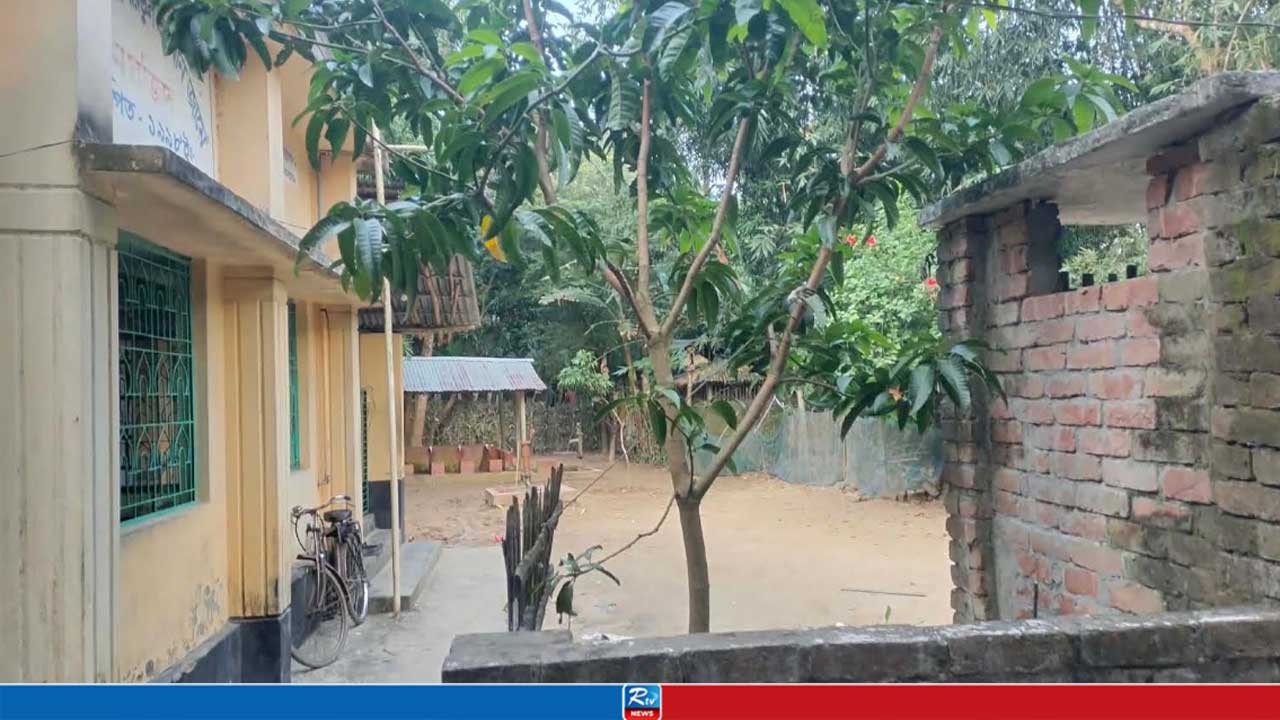 মসজিদের জমি নিয়ে বিরোধ, পাল্টাপাল্টি অভিযোগ