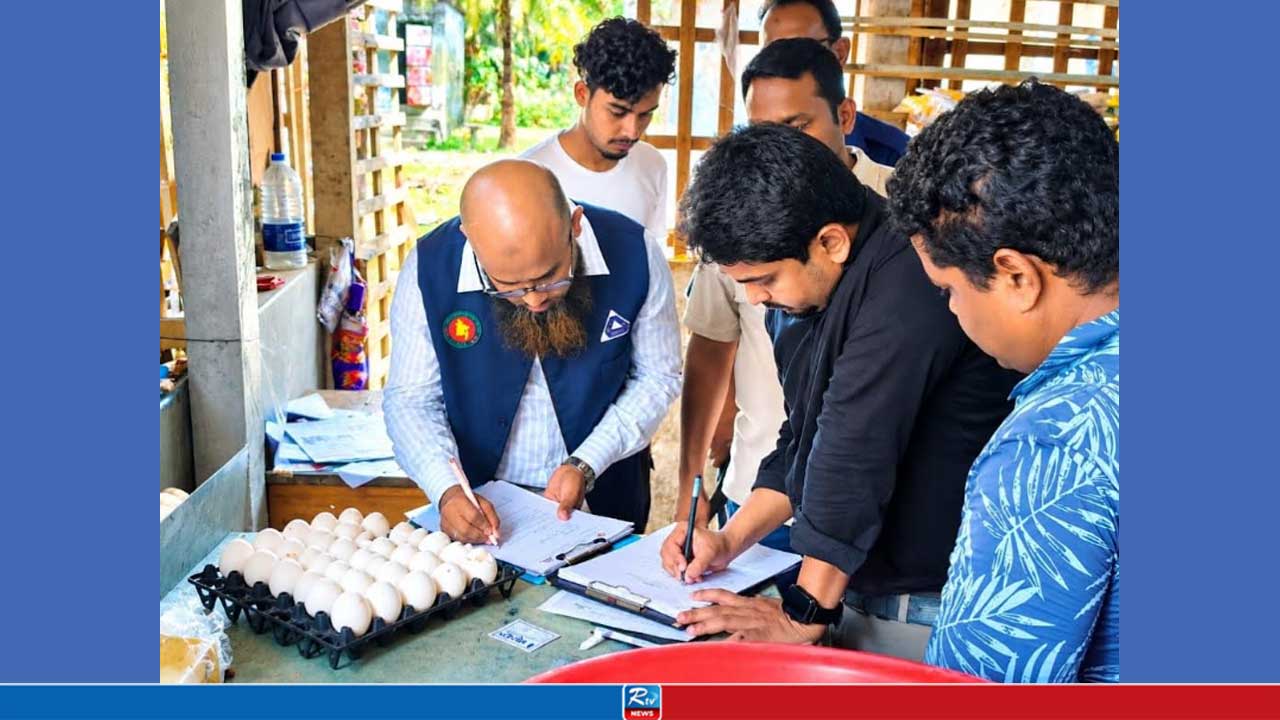 পাইকগাছায় তিন বেকারিকে ৩০ হাজার টাকা জরিমানা