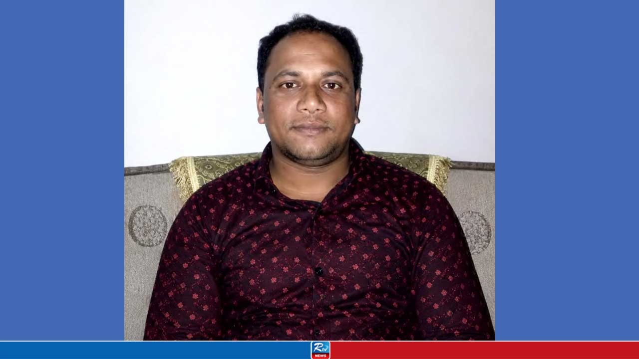 রাস্তা দখল করে রেখেছেন ছাত্রলীগ নেতা, ঘটনা কী