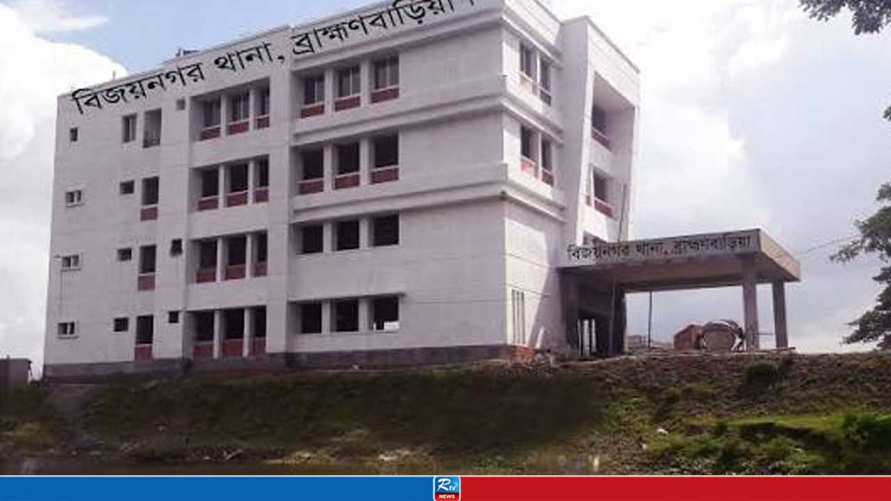 ব্রাহ্মণবাড়িয়ায় বিয়ের প্রস্তাবে রাজি না হওয়ায় তুমুল সংঘর্ষ, আহত ১০