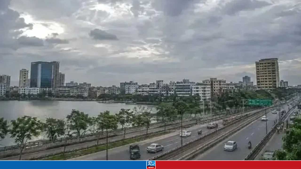 ভ্যাপসা গরমের মধ্যে ঢাকায় বৃষ্টি নিয়ে যা জানালো আবহাওয়া অফিস