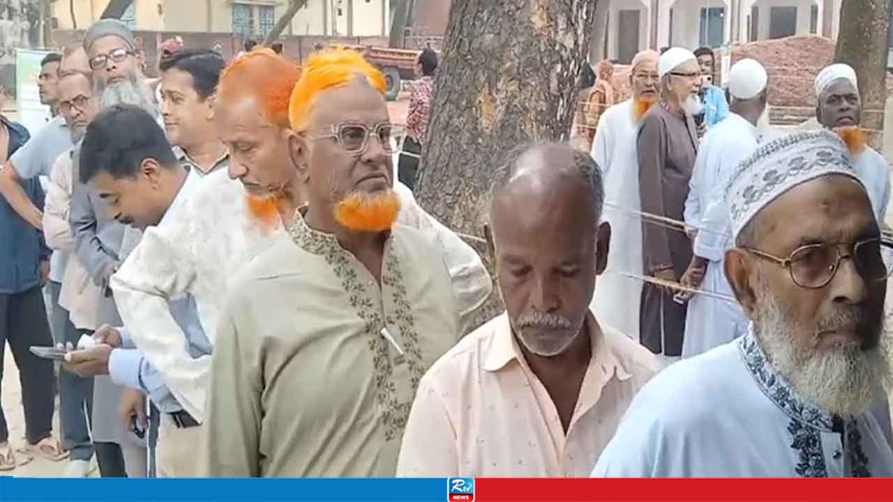 ঠাকুরগাঁও-১ উপনির্বাচনে শান্তিপূর্ণভাবে ভোটগ্রহণ চলছে