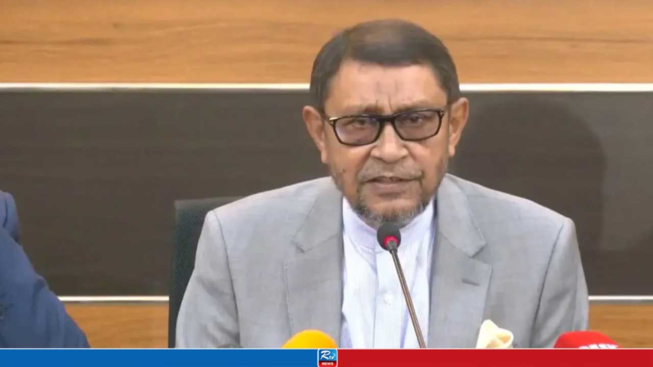 ‘দুই বছরের মধ্যে স্বাস্থ্যখাতে বৈপ্লবিক পরিবর্তন আনতে চায় সরকার’