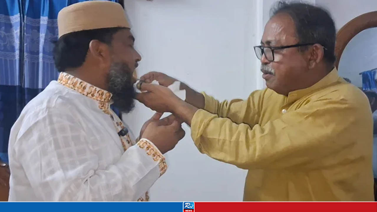 জামায়াতের পরাজিত প্রার্থীর বাসায় ফুল-মিষ্টি নিয়ে হাজির মির্জা ফয়সল