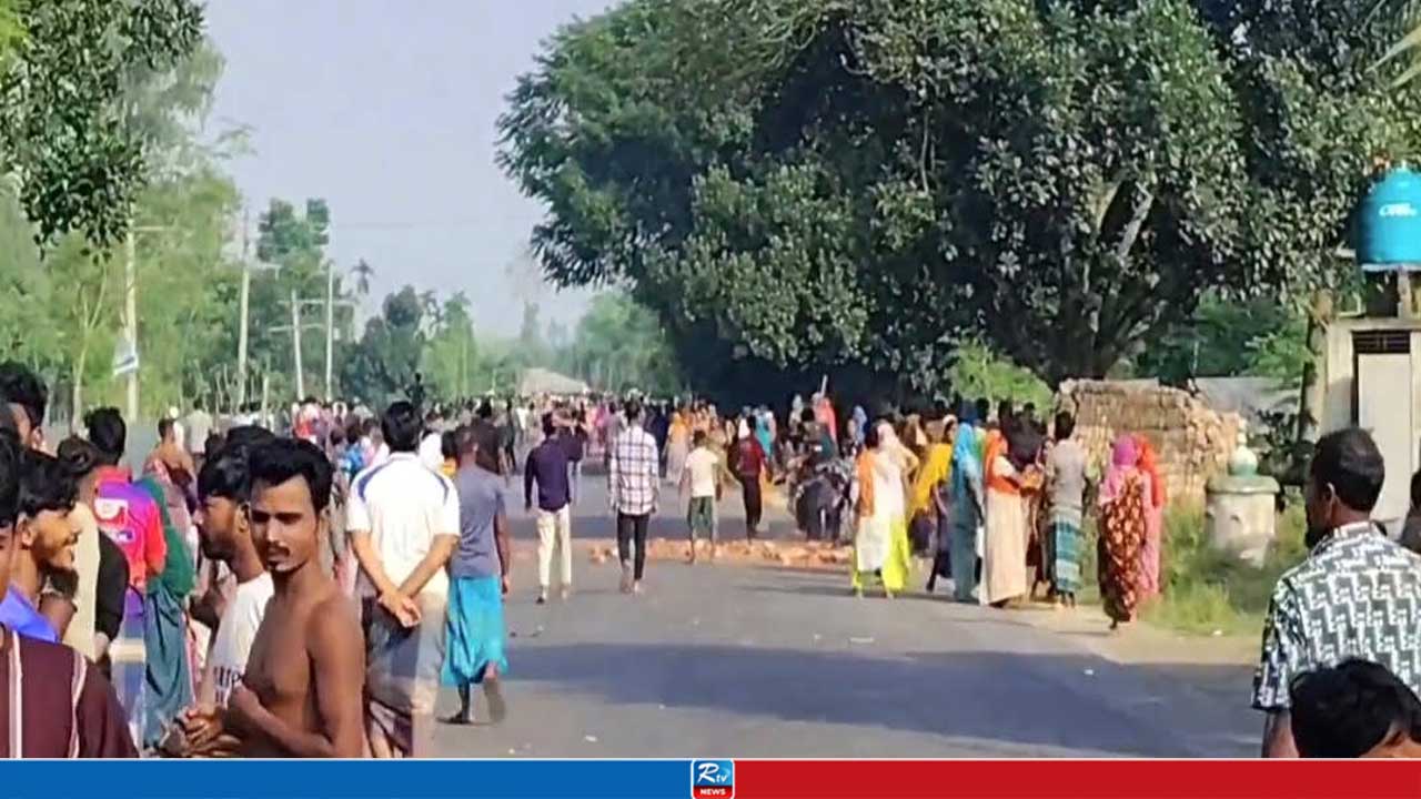 মাইকে ঘোষণা দিয়ে ব্যাঙের মোড়ে দুই গ্রামবাসীর রক্তক্ষয়ী সংঘর্ষ